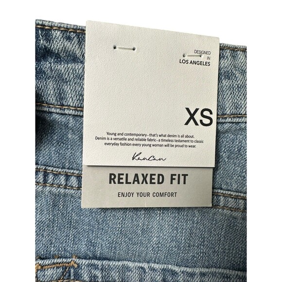 NWT KanCan Denim Shorts‎ Size XS Relaxed Fit Raw Hem Light Wash Stretch #I4-3 - Picture 4 of 9